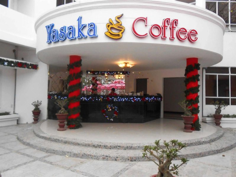 Yasaka Huong Sen Restaurant & Hotel