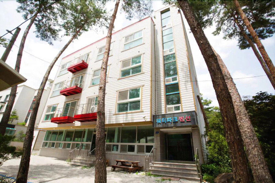 Jeongseon Park Pension