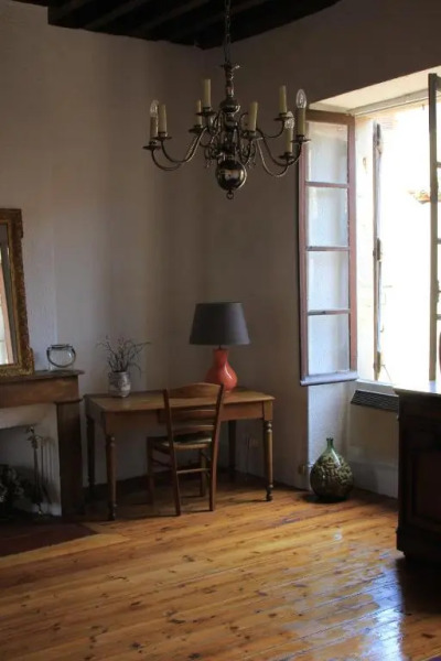 Chambre cozy et Salon de 60 m2 au coeur de la cité