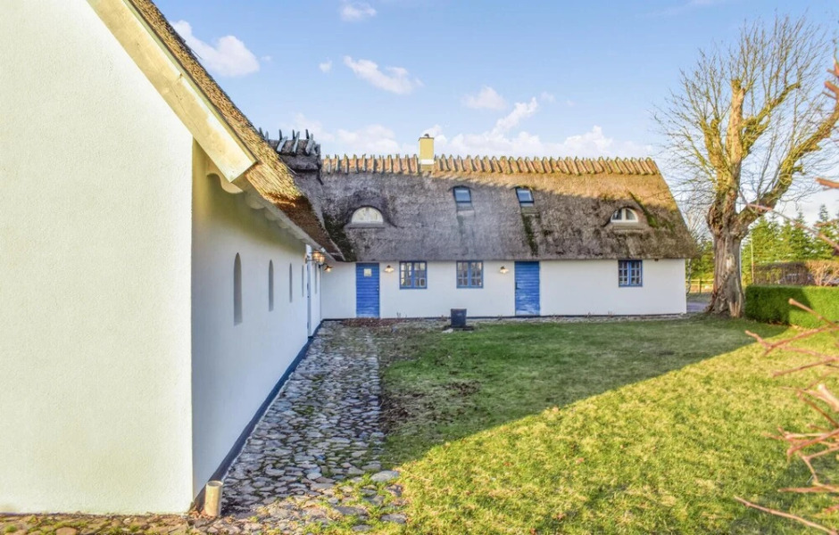 Amazing Home in Staffanstorp With Wifi and 8 Bedrooms