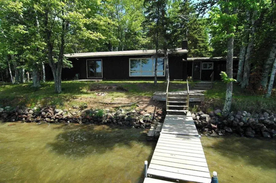 Ranch-Style Seidls Home Feet away to Lakeshore by RedAwning