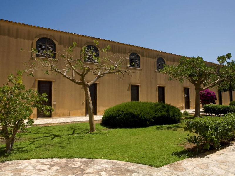 La Tonnara Di Bonagia Resort