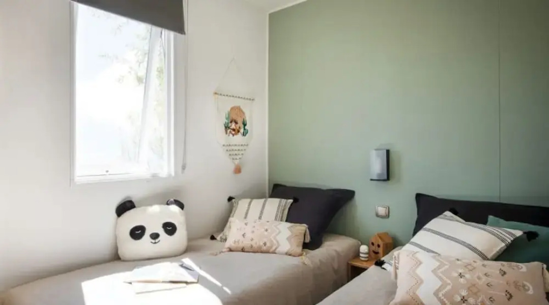 Mobilhome in Bessan With Terrace