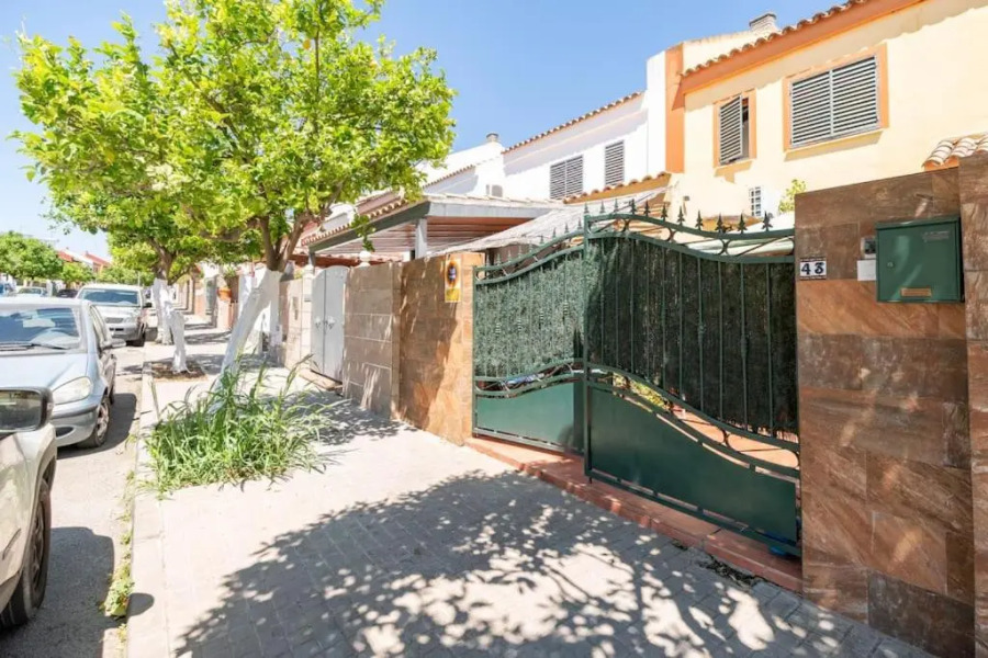 Cool Garden and Suite