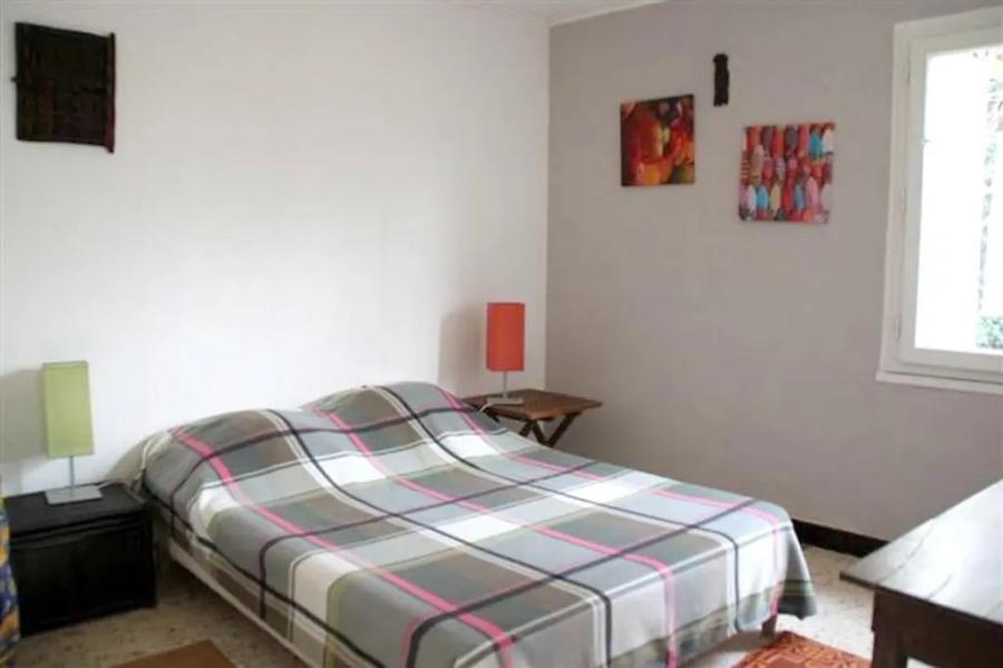 Maison de 3 chambres avec vue sur la ville jardin clos et wifi a Reillanne