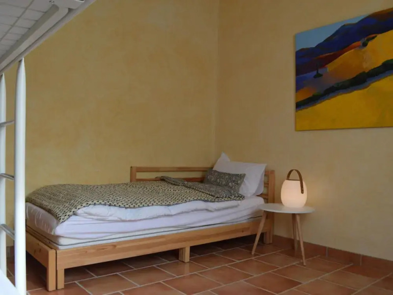 House in Montfort-sur-argens With Garden