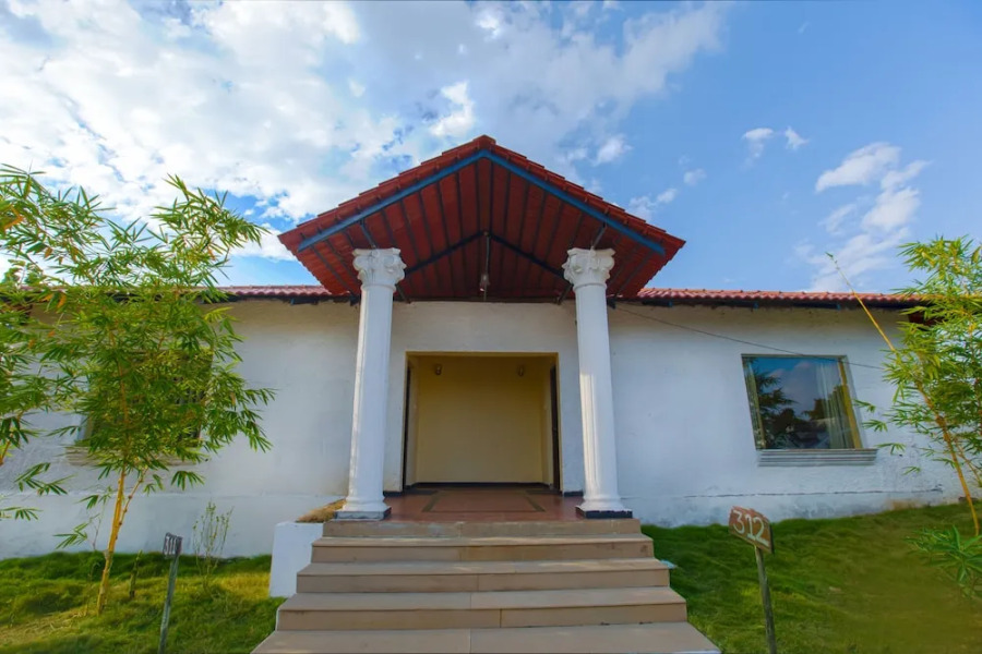 Tuli Veer Bagh Resort