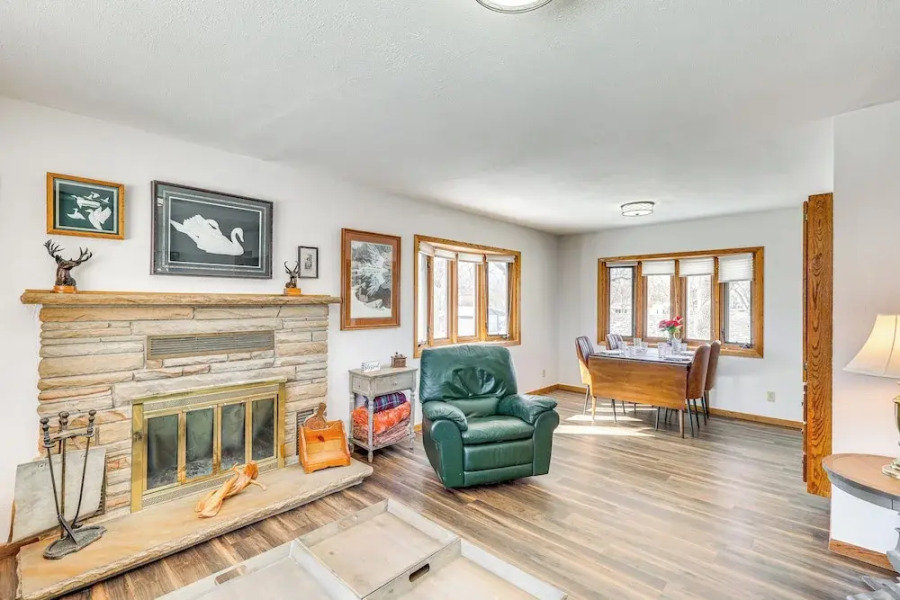 1/2 Mi to Dtwn: Pierre Family Home w/ Patio