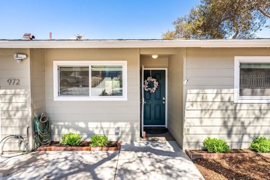 Cozy Oaks - A Coastal Getaway With Idyllic Scenery!