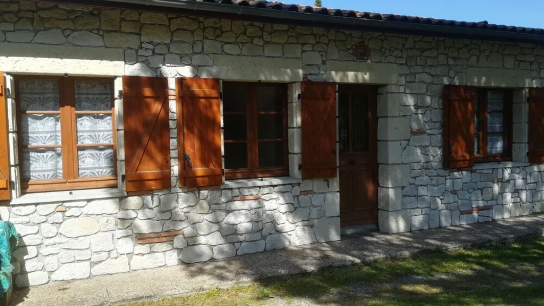 House With 2 Bedrooms in Oust, With Enclosed Garden - 25 km From the S