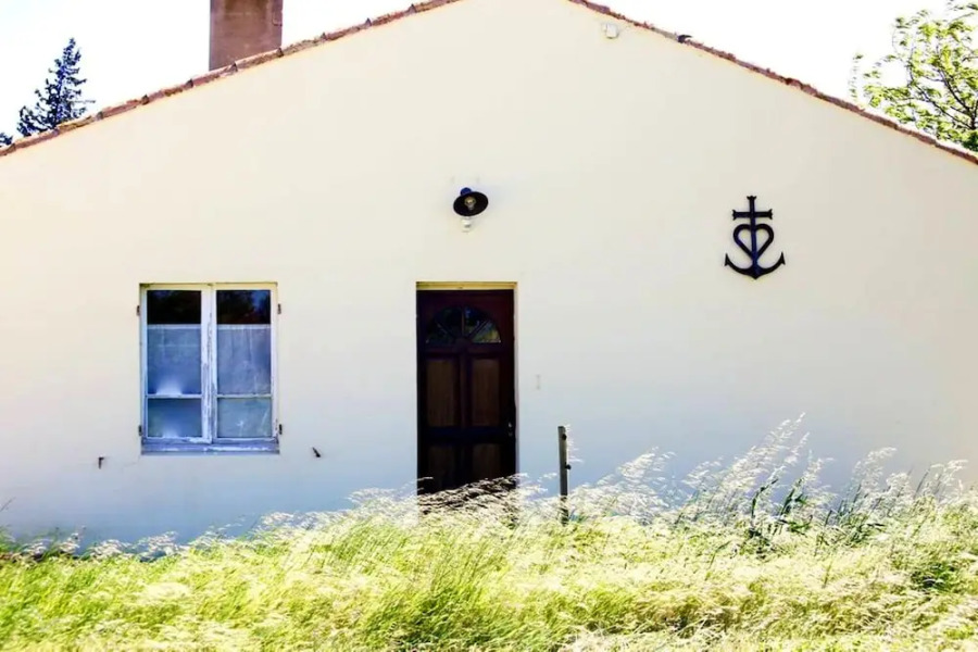 House With 2 Bedrooms in Saint-gilles, With Pool Access, Enclosed Gard