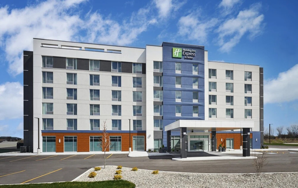 Holiday Inn Express & Suites Windsor East – Lakeshore, by IHG