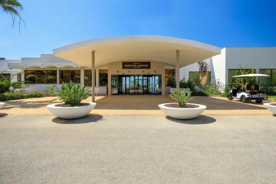 Mangia's Torre del Barone Resort and SPA