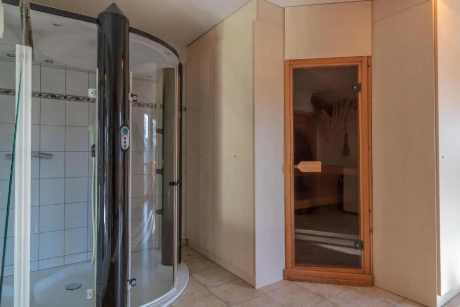 Whg-4-Adlerhorst-Ferienhaus-Am-Boddenufer-Buschvitz