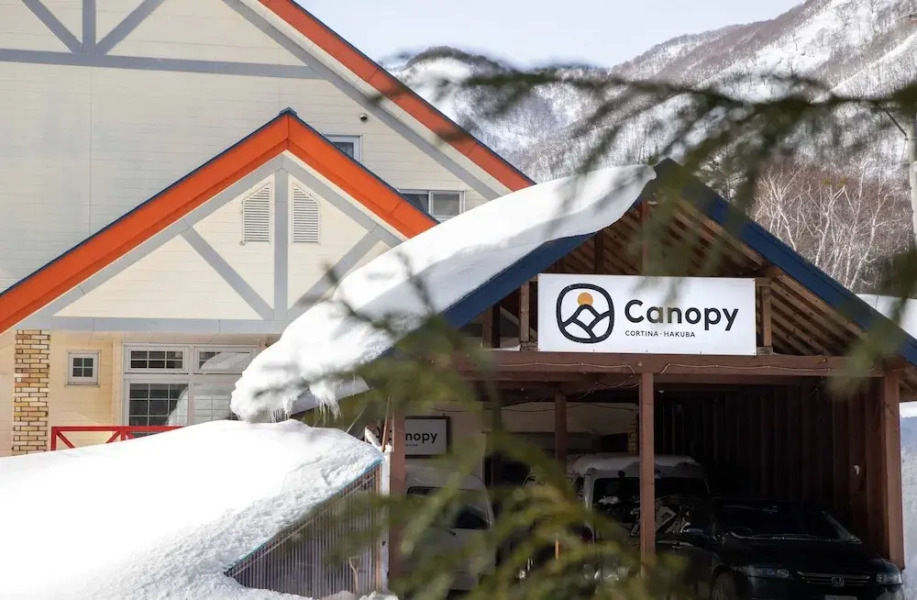 Canopy Cortina Lodge