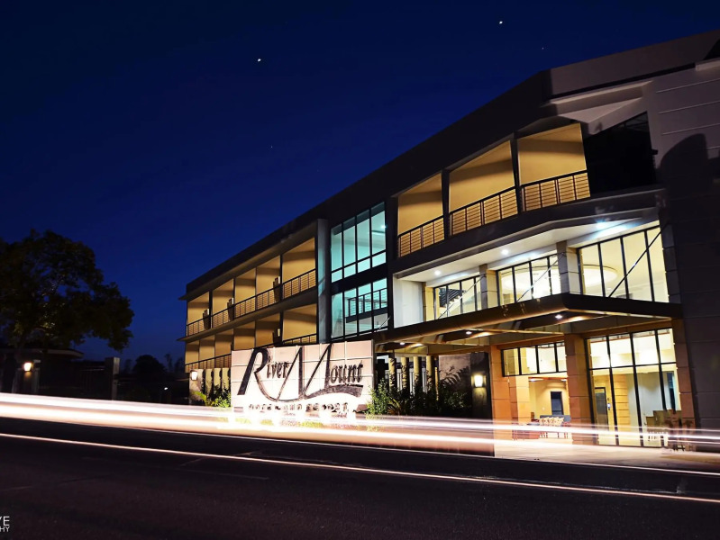 Rivermount Hotel and Resort