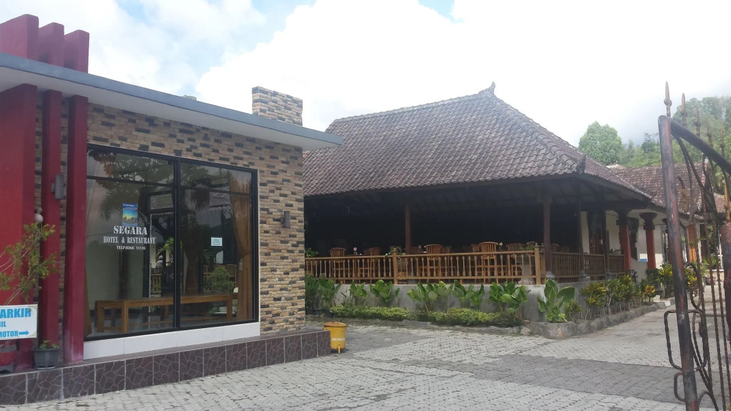 Segara Hotel and Restaurant