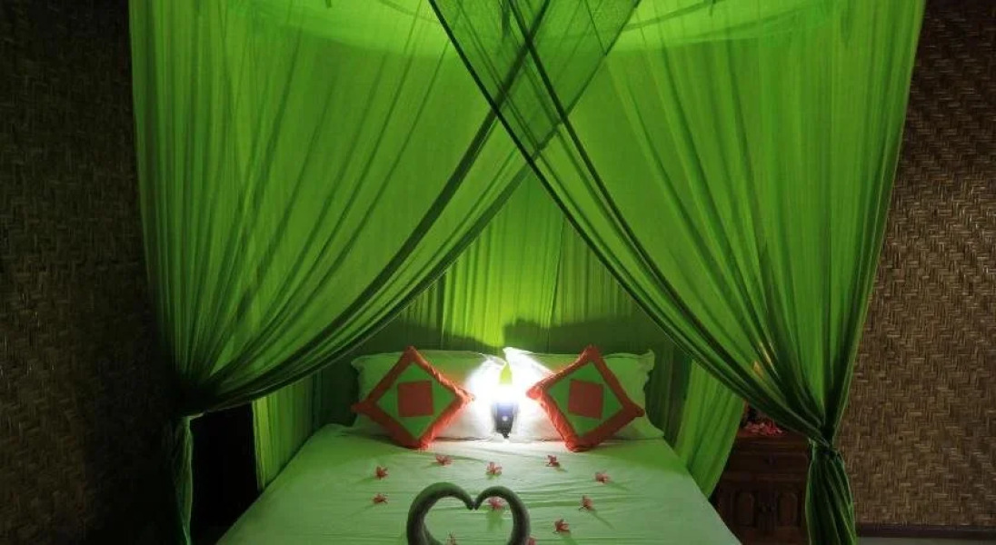 Orange Balangan Bungalow