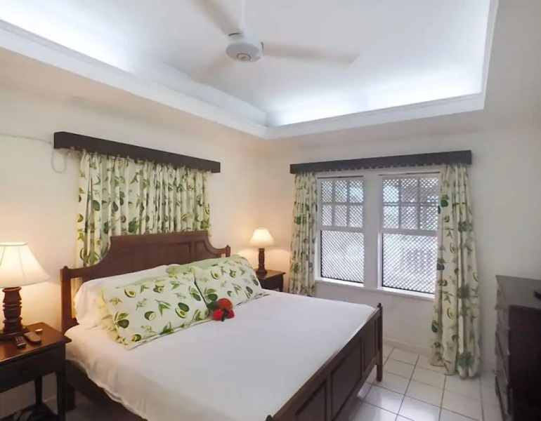 Sea Spray 50 Steps to the Sea, Silver Sands, 3 BR