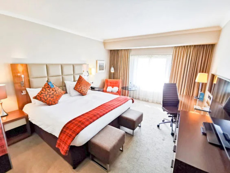 Crowne Plaza Resort Colchester - Five Lakes