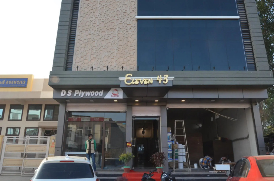 OYO 11517 Hotel Eleven 43