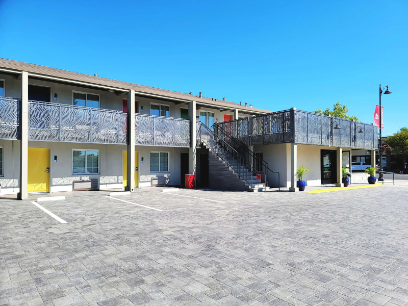 Signature Inn Santa Clara