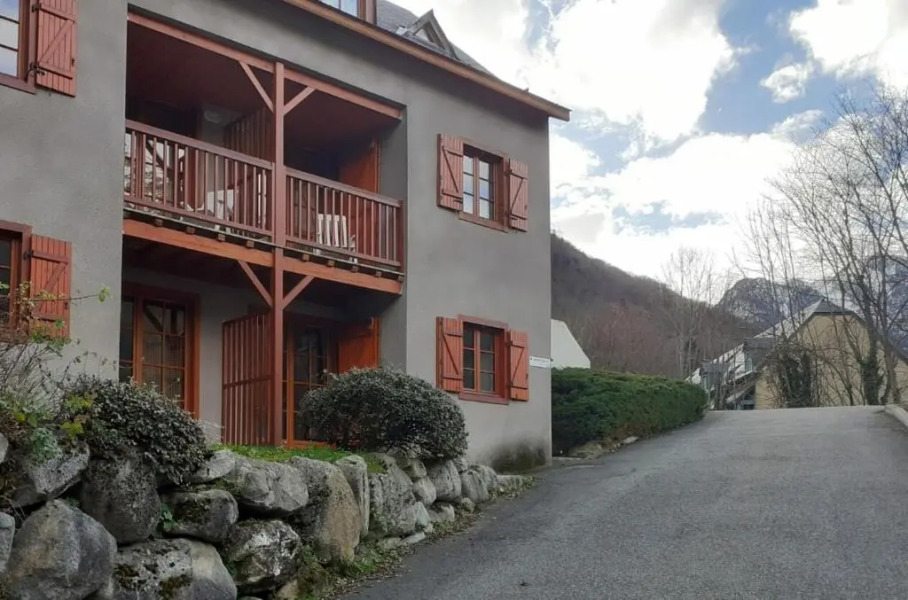 Studio vue montagnes, RDC, parking