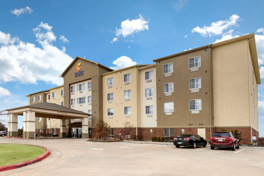 Comfort Inn & Suites Oklahoma City West - I-40
