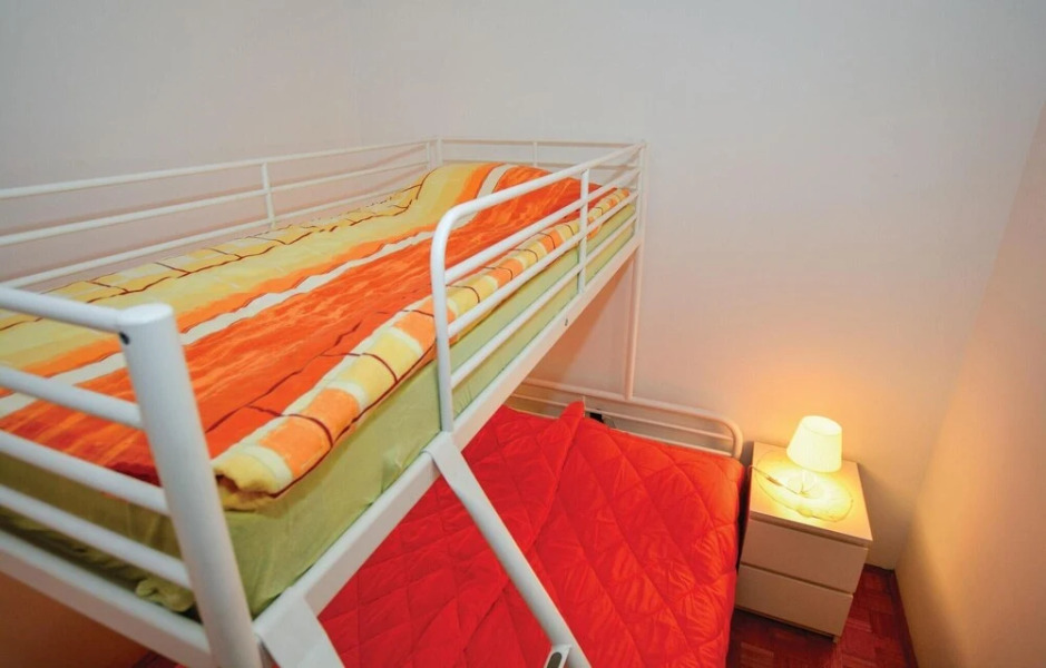 Beautiful Home in Izola With Wifi and 2 Bedrooms