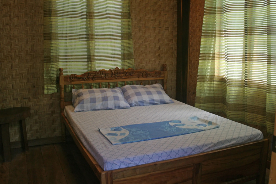 Jjs Backpackers Village