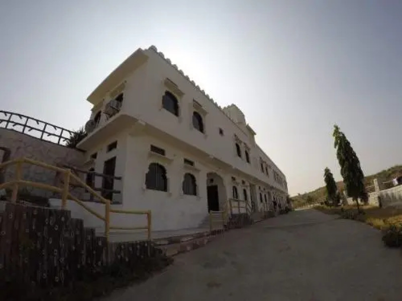 SPOT ON 40056 Palace Anjali