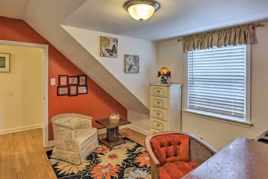 Pet-friendly Whitefish Bay Getaway w/ Large Yard!