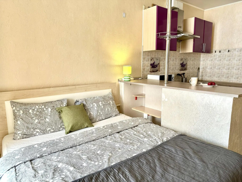 Доминго на улице Кукунина 9Б корпус 1