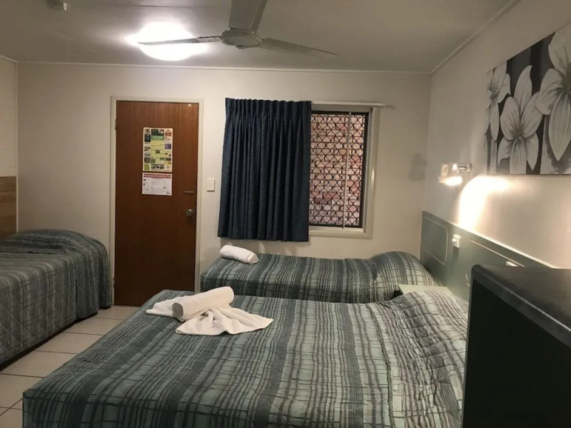 Emerald Highlands Motel