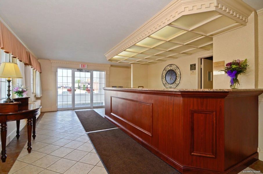 Best Western Pioneer Inn & Suites