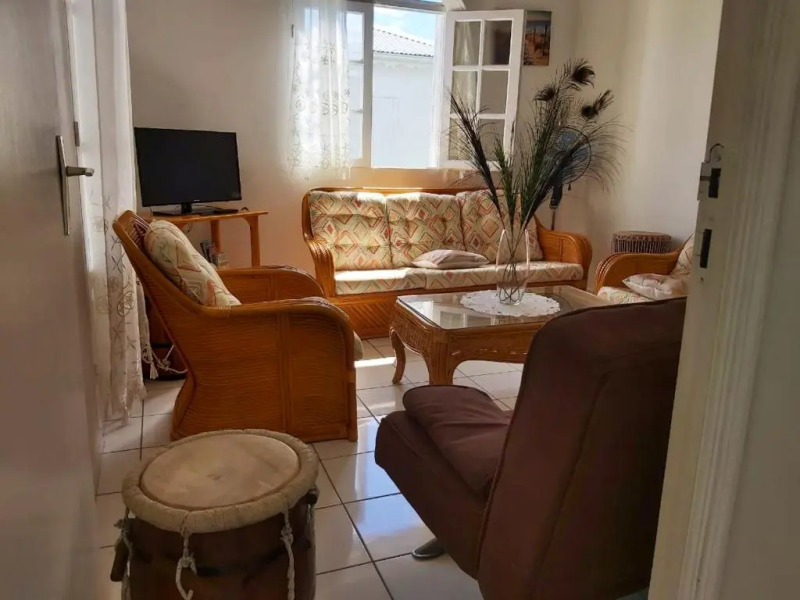 Bungalow d'une chambre avec piscine partagee jardin clos et wifi a Capesterre Belle Eau