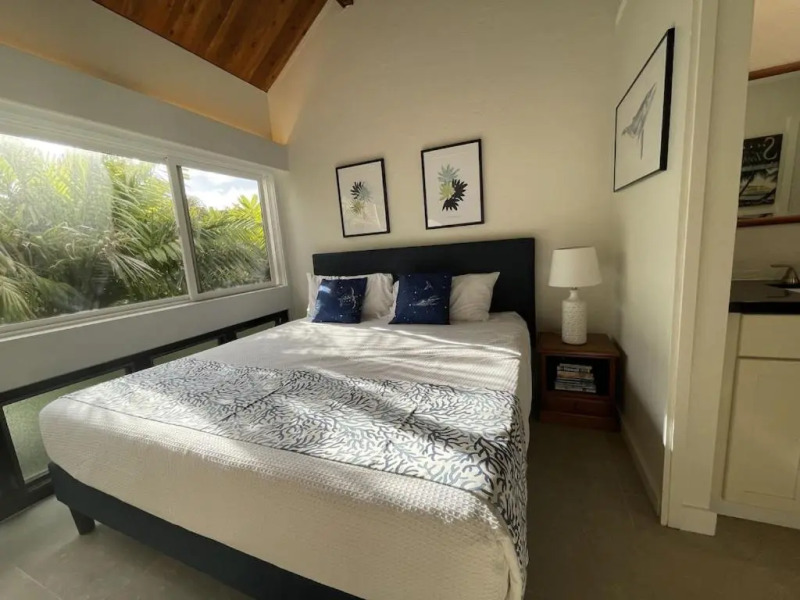 SPECTACULAR OCEANFRONT PENTHOUSE - Air Conditioned 3 Bedroom/3Bathroom