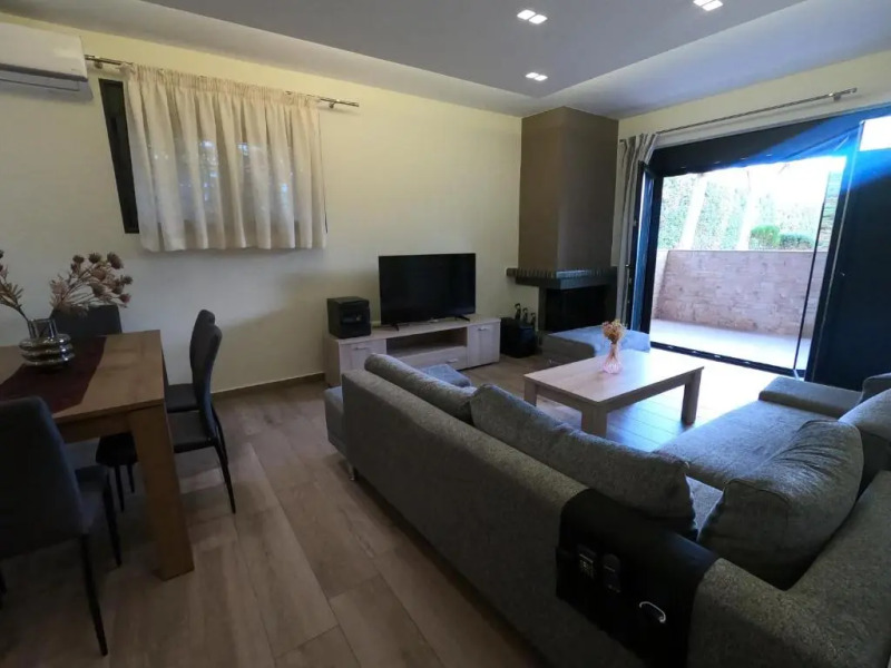 65 sqm modern house with 600 sqm garden for 4 guests