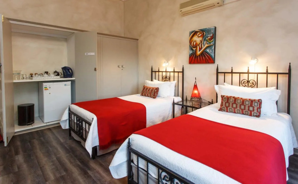 Miles B&B Guesthouse