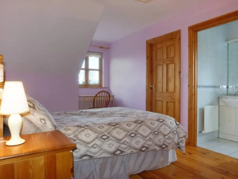 Large 5-bed Country House, Aughagower, Westport,