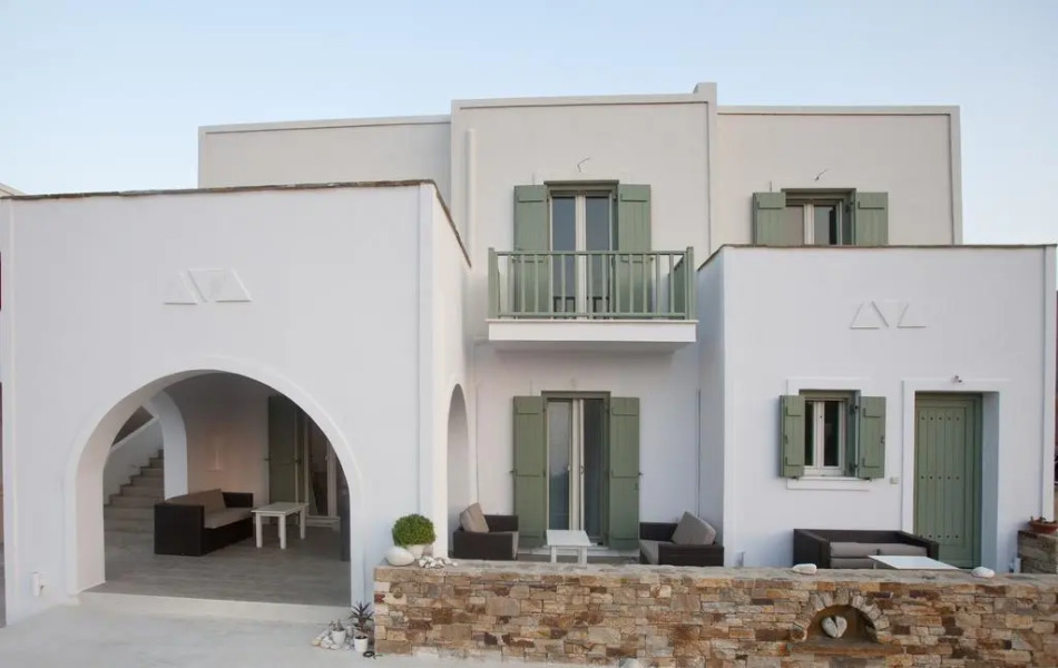 Naxos Euphoria Suites