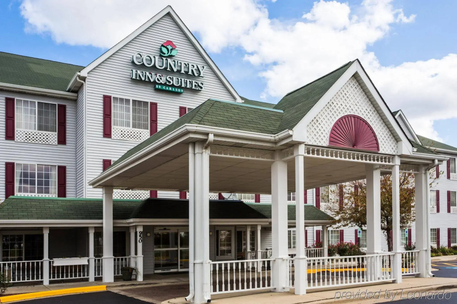 Holiday Inn Express & Suites Chicago Matteson by IHG