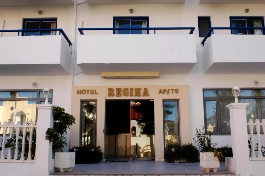 Regina Studios & Hotel