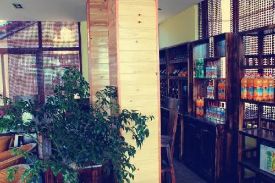 Sunshine Holiday Inn