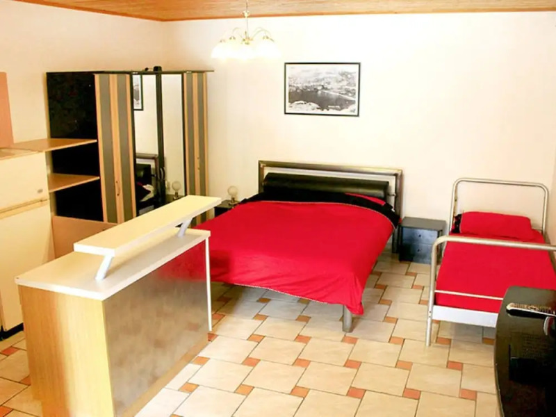 Tranquil Holiday Home in Metajna With Balcony