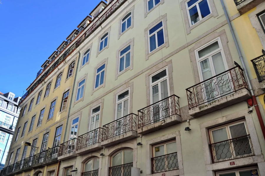 Hello Lisbon Cais do Sodre