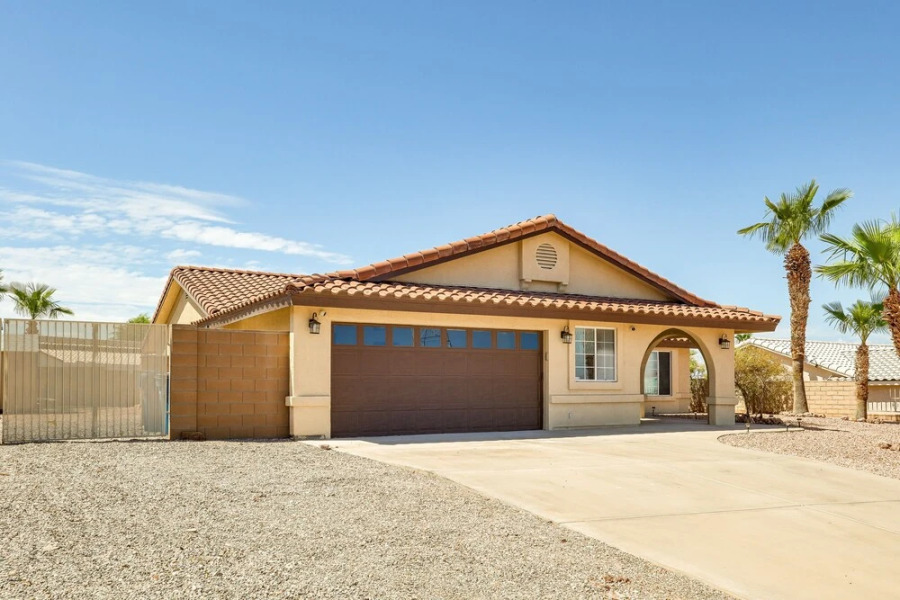 Sunny Bullhead City Retreat w/ Pool!