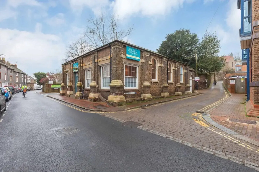 Chalk Cliff panoramic view apartment