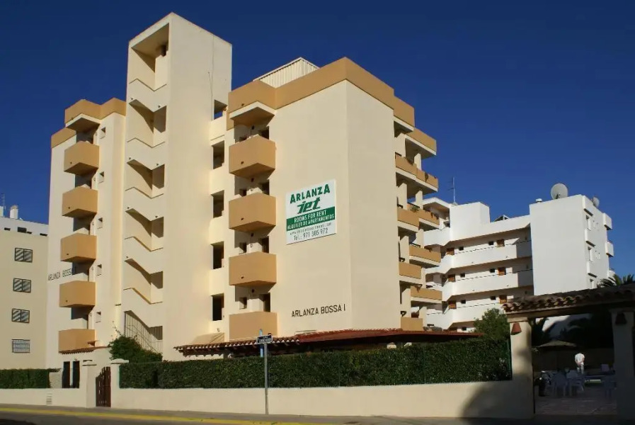 Apartamentos Arlanza - Adults Only