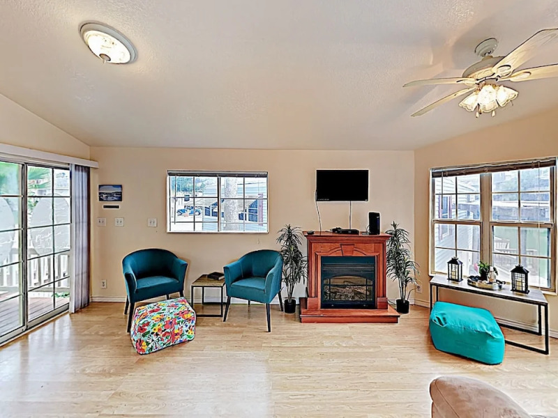 819 Port Isabel - 2 Br Cottage